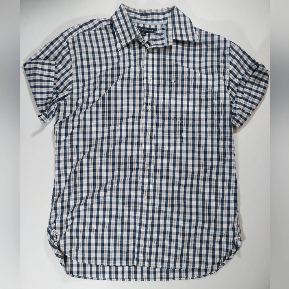 Tommy Hilfiger men's size large button up